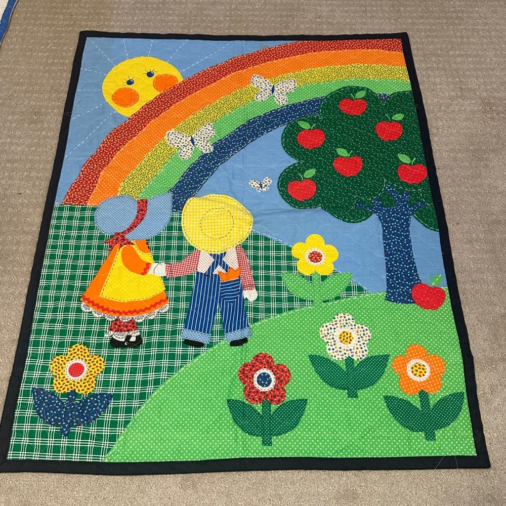Vintage Sunbonnet Sue and Sam Handmade Baby Quilt Rainbow Apple Tree 34x38